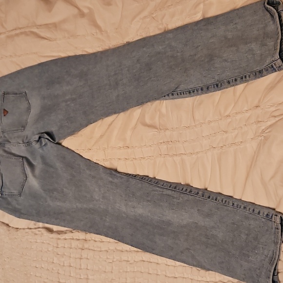 Guess Light Blue Ripped Skinny Jeans - Picture 3 of 5